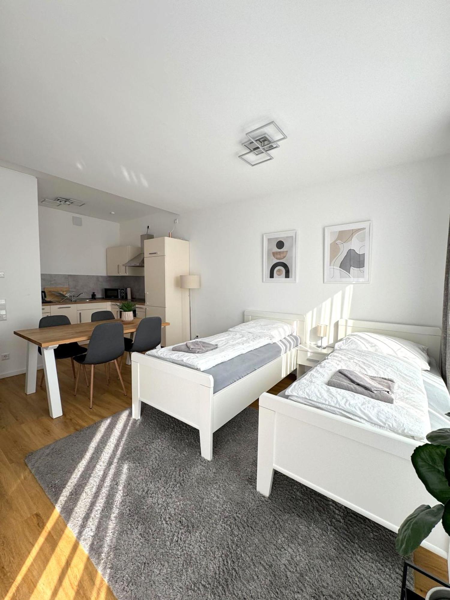 Moderne Im Herzen Der Stadt I Private Tiefgarage Mit Ladesaeulen I Home2share Apartment *